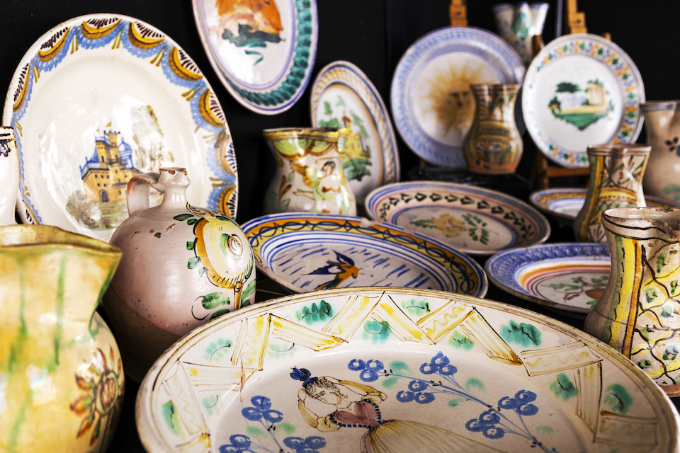 Asta a Tempo - una Collezione di Antiche Ceramiche Popolari Dell'italia Meridionale