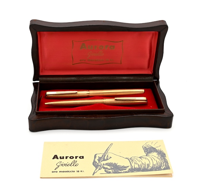 ASTA A TEMPO - Penne e Accessori da Scrivania