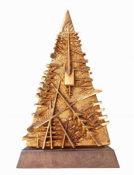 Arnaldo Pomodoro, Piramide. Scultura in bronzo, altezza cm 15, esemplare 43/200. Venduto per 4.750 euro