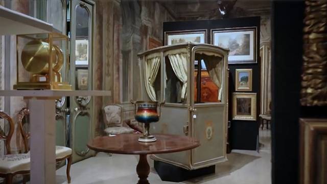 Video Antiques - 19th Century Furniture and Paintings, Neapolitan Nativity Shepherds - II