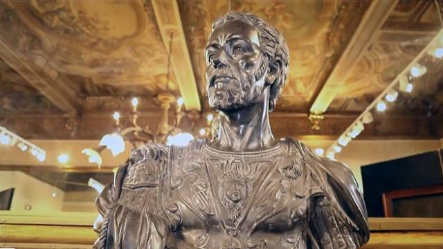 Video Fine antiques and shepherds of the Neapolitan nativity scene